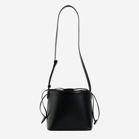 Zara bucket bag - Picture 1 of 6